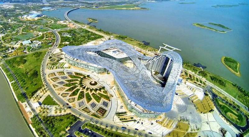 龙城英才 鲍刚华：加速核心光学元件国···